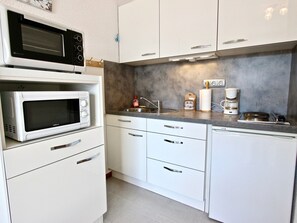 Fridge, microwave, coffee/tea maker