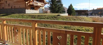 Cozy 2-Room Apartment for 6 with Ski Access, South-Facing Balcony - L'Alpe d'Huez