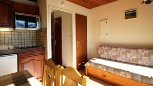 Interior - Studio cabin at the foot of the slopes with balcony and free parking, near shops - Auris en Oisans (Auris)