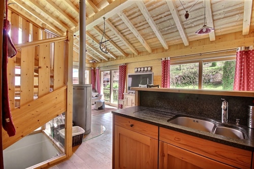 CHALET -SAUNA- 14 p - PIED DES PISTES - SAINT JEAN D'AULPS -PROCHE MORZINE - PHOENIX