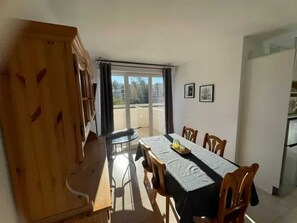 Dining - Homerez - Modern Flat in Fréjus (Fréjus)