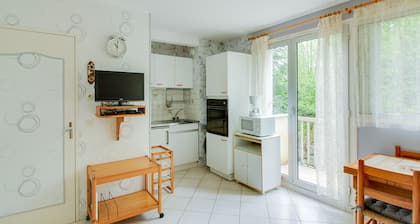 Studio à Cauterets: 4 pers, parking, proche télécabine et centre