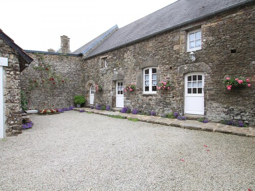 Mökki Canville-la-Rocque, 3 makuuhuonetta, 7 henkilöä