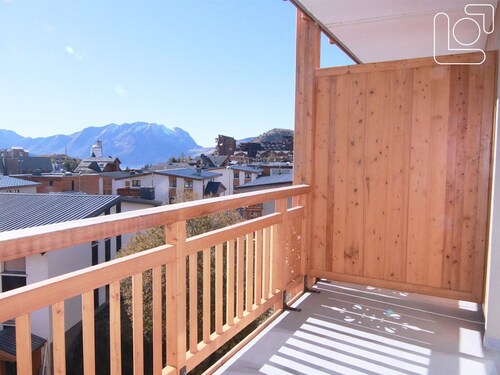 Studio 4 pers, 28m², Alpe d'Huez - Proche pistes et commerces, balcon sud, casier à skis
