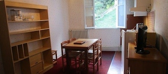 Charming 2-room apartment for 4 in Cauterets with WiFi