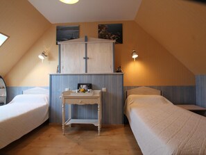 2 bedrooms, free WiFi