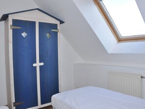 3 bedrooms, free WiFi - Renovated Breton house with WIFI in Trébeurden, 3 bedrooms for 6 pers. Private parking (Trébeurden)