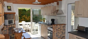 Spacious Cozy House with Pets and Parking