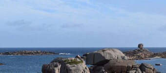 Charmante maisonnette bretonne à 100m de la mer avec jardin, terrasse et proximité centre Trégastel