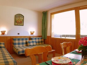 Dining - 2-room apartment in Valmorel for 6, balcony, pets allowed (Valmorel)