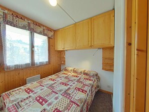 1 室のベッドルーム