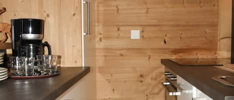 Microwave, stovetop, dishwasher