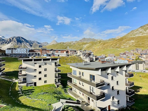 4-room apartment for 8 in Tignes, near slopes, pets allowed