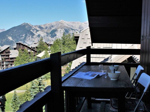 Ski-In/Ski-Out 3-Room Apartment, Sleeps 4, Heart of Risoul 1850
