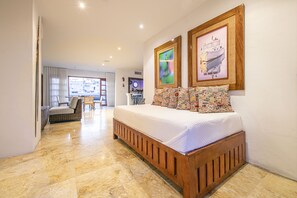 3 bedrooms, iron/ironing board, travel cot, free WiFi