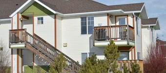 "The Whisk Away" Condo- CLEAN & COMFORTABLE!