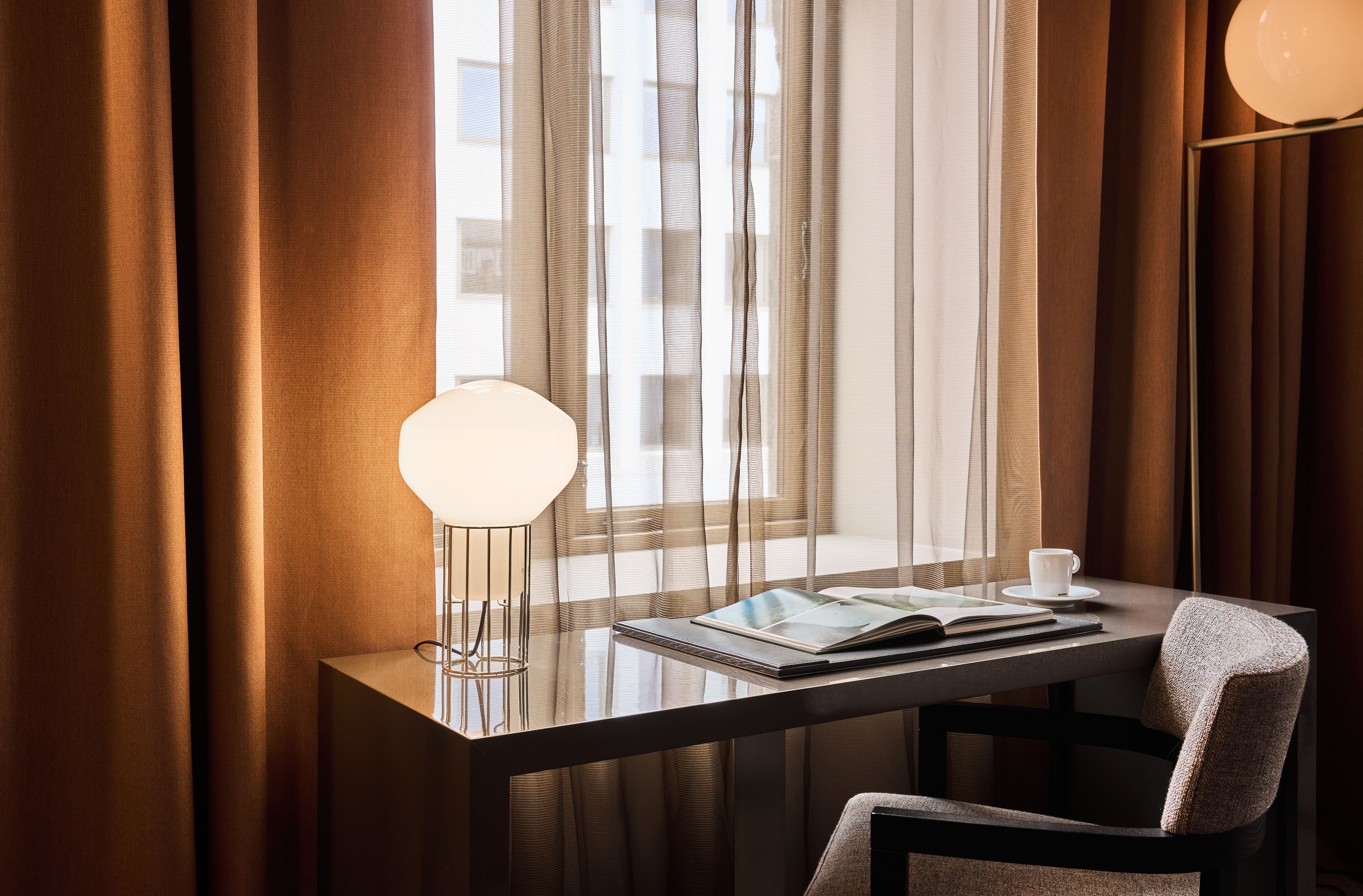 suite colonialmajoren | egyptian cotton sheets, premium bedding, pillow-top beds, minibar