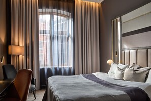 Chambre supérieure, vue sur la ville | Vue de la chambre
