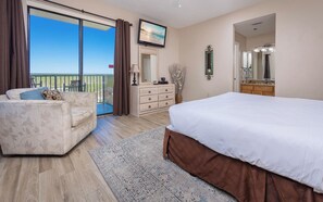 3 dormitorios, tabla de planchar con plancha, wifi gratis y ropa de cama