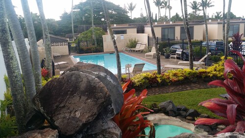 Enjoy Vintage Hawaiiana! Napili Maui awaits!
All booked dates are guaranteed.
