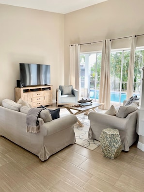Smart TV, books, video library, stereo