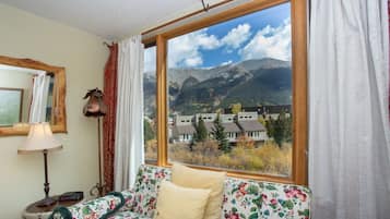 Smart-TV, peis og DVD-spiller