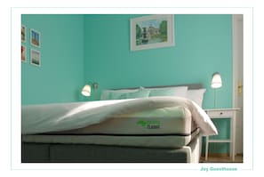 Classic Double Room, 1 Queen Bed, Refrigerator, Park View | Premium bedding, Select Comfort beds, rollaway beds, free WiFi - Joy guesthouse (Siófok)