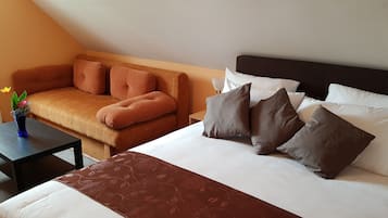 Exclusive Penthouse, 1 Katil Ratu (Queen) dengan Katil Sofa, Refrigerator, City View | Peralatan tempat tidur premium, katil Select Comfort