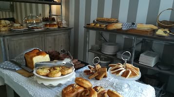 Petit déjeuner continental compris tous les jours