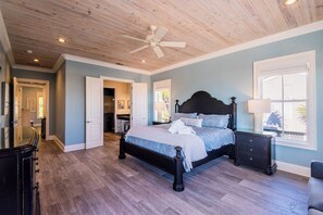 8 bedrooms, iron/ironing board, free WiFi, bed sheets