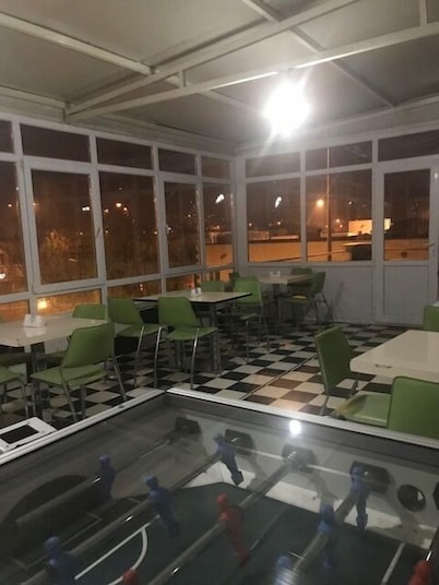 瓦唐招待所酒店