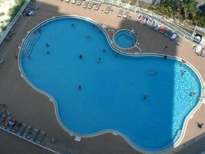 Piscina interna, piscina externa