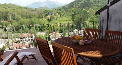 wunderschöne Wohnung Vista Alpi Apuane, in der Nähe von "Cinque Terre" und Strand der Versilia