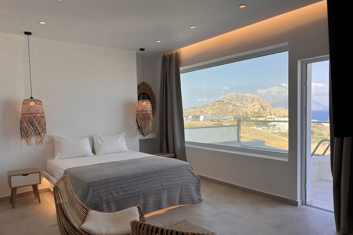 Grand-Suite, eigener Pool, Meerblick | 1 Schlafzimmer, Zimmersafe, schallisolierte Zimmer