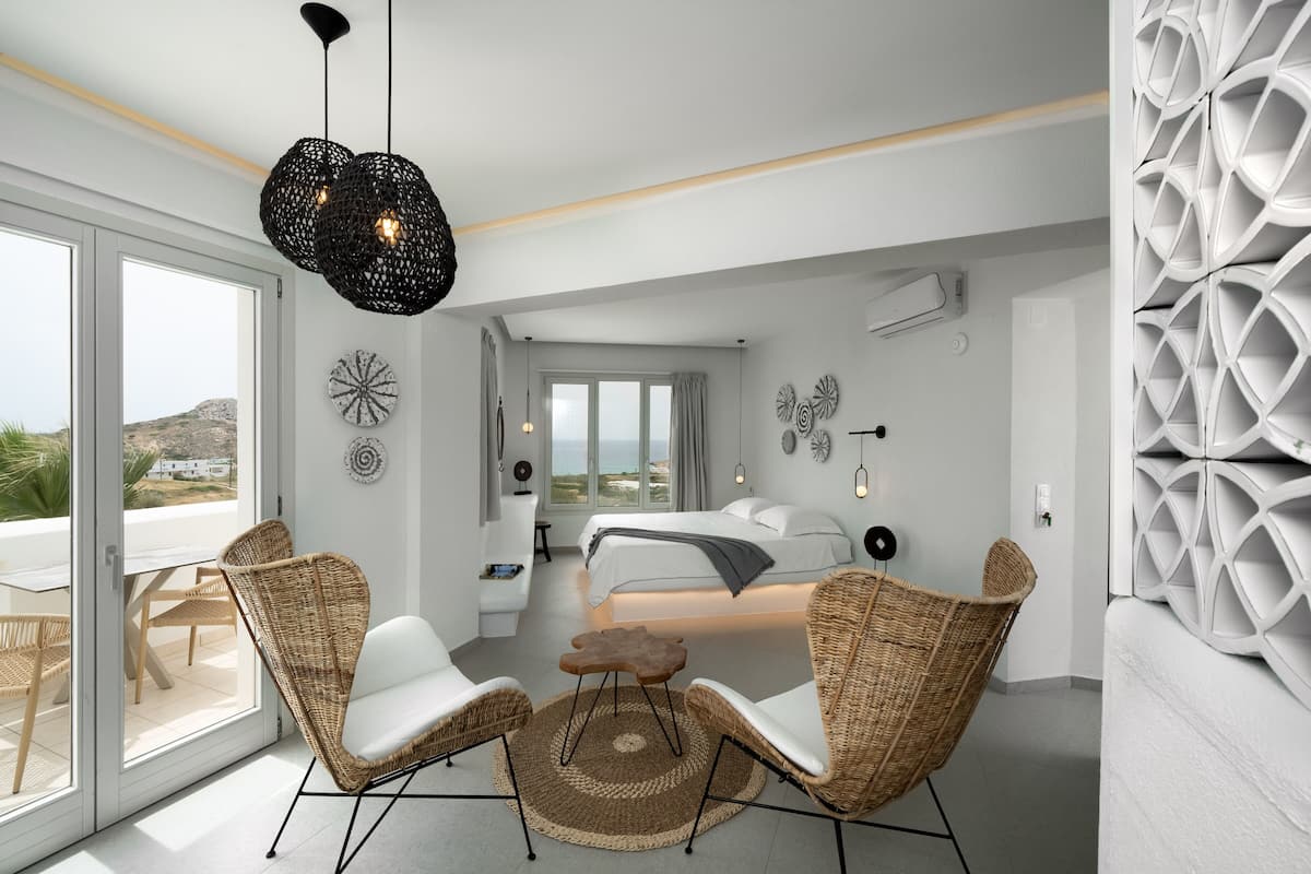 Superior-Suite, Meerblick | 1 Schlafzimmer, Zimmersafe, schallisolierte Zimmer