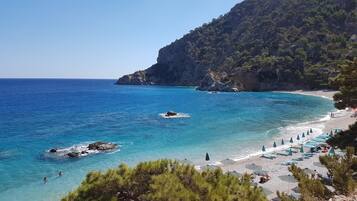 Daily local cuisine breakfast (EUR 20 per person)