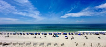Beautiful Gulf Shores Condo with Fabulous Gulf-Front Views on the 4th Floor!