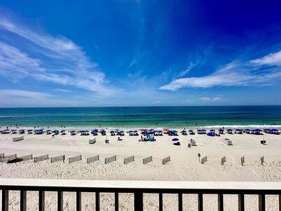 Beautiful Gulf Shores Condo with Fabulous Gulf-Front Views on the 4th Floor!
