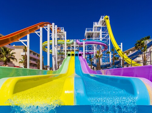 5 * installations, service de première classe, à quelques minutes des plages de sable, Village Lieu