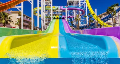 5 * installations, service de premiĂšre classe, Ă quelques minutes des plages de sable, Village Lieu