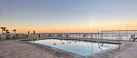 Outdoor pool, a heated pool