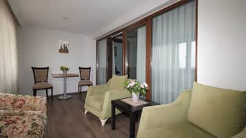 Luxury Penthouse, 3 Bedrooms, Terrace | Terrace/patio