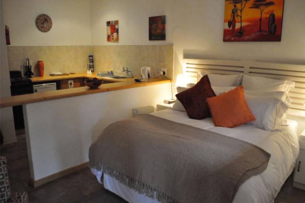 Camera Standard con letto matrimoniale o 2 letti singoli | Una cassaforte in camera, Wi-Fi gratuito