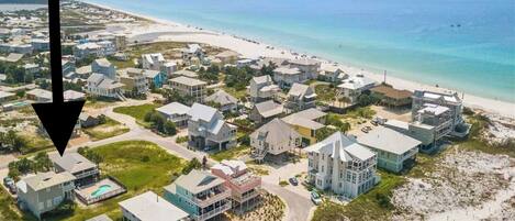Beach nearby, sun-loungers, beach towels