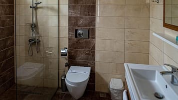 Villa, 4 Bedrooms, Private Pool | Bathroom | Shower, free toiletries, hair dryer, slippers