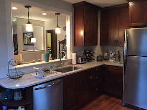 Interior - Looking to hike, swim or enjoy the mountain views? This is the place for you! (Bartlett)