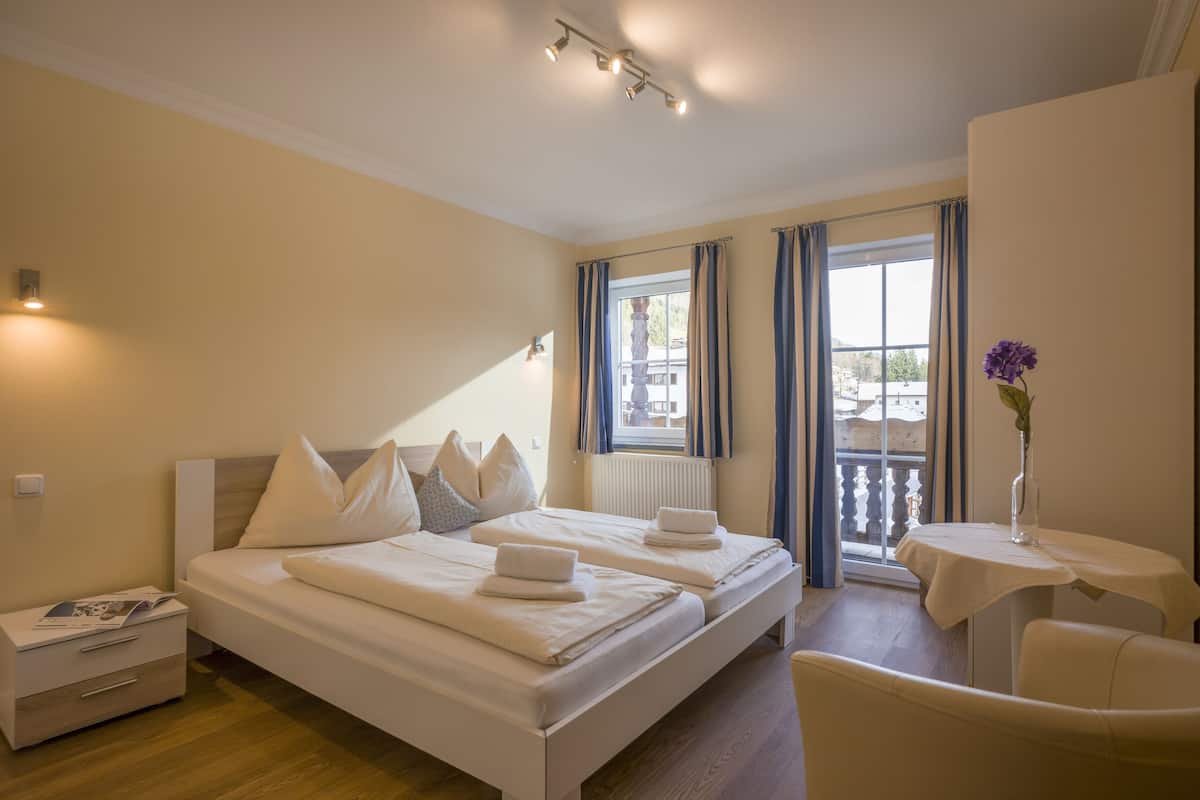 In-room safe, desk, soundproofing, rollaway beds