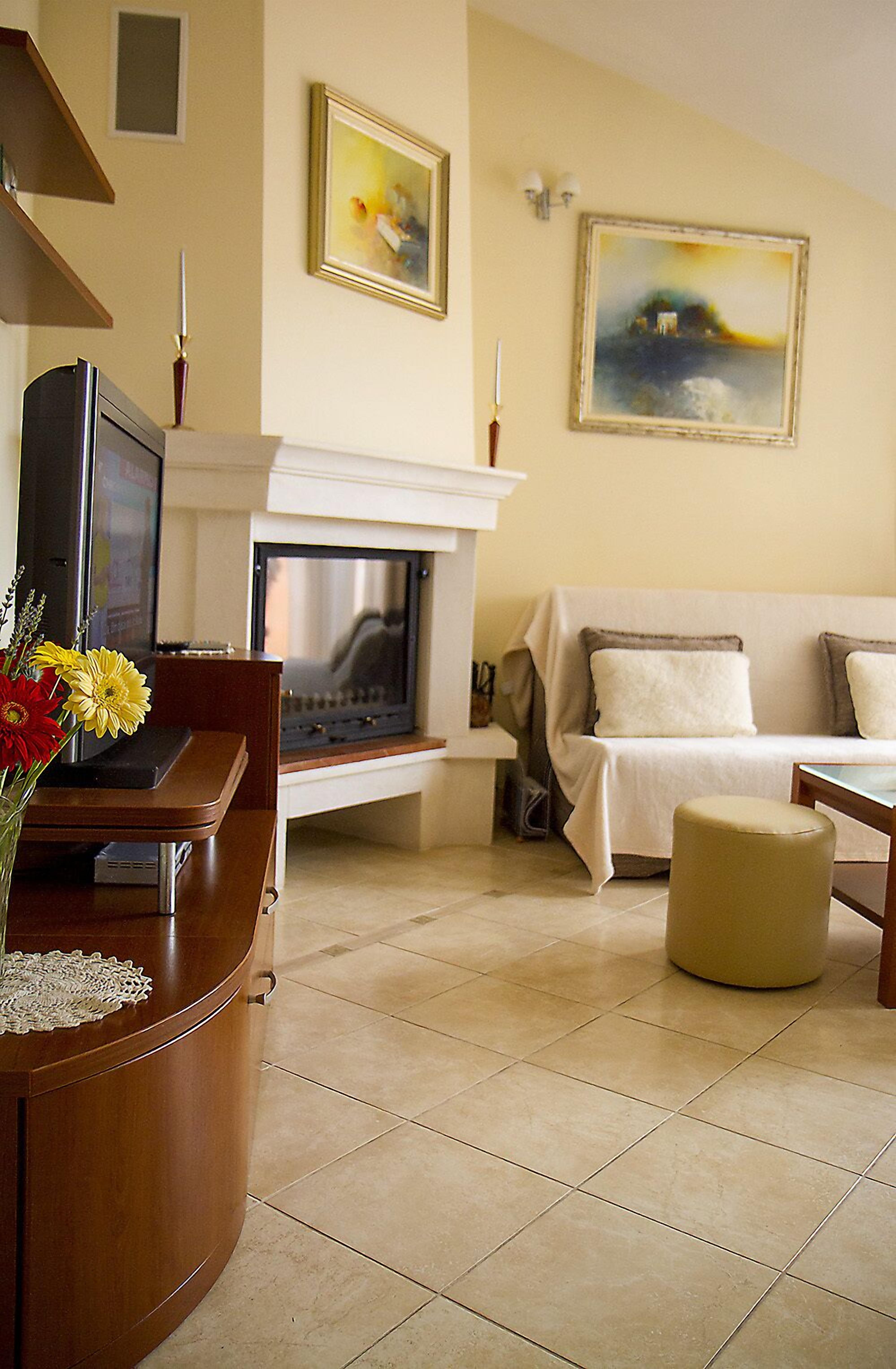 Căn hộ Deluxe, 1 phòng ngủ, quang cảnh biển | Phòng khách | TV màn hình phẳng 