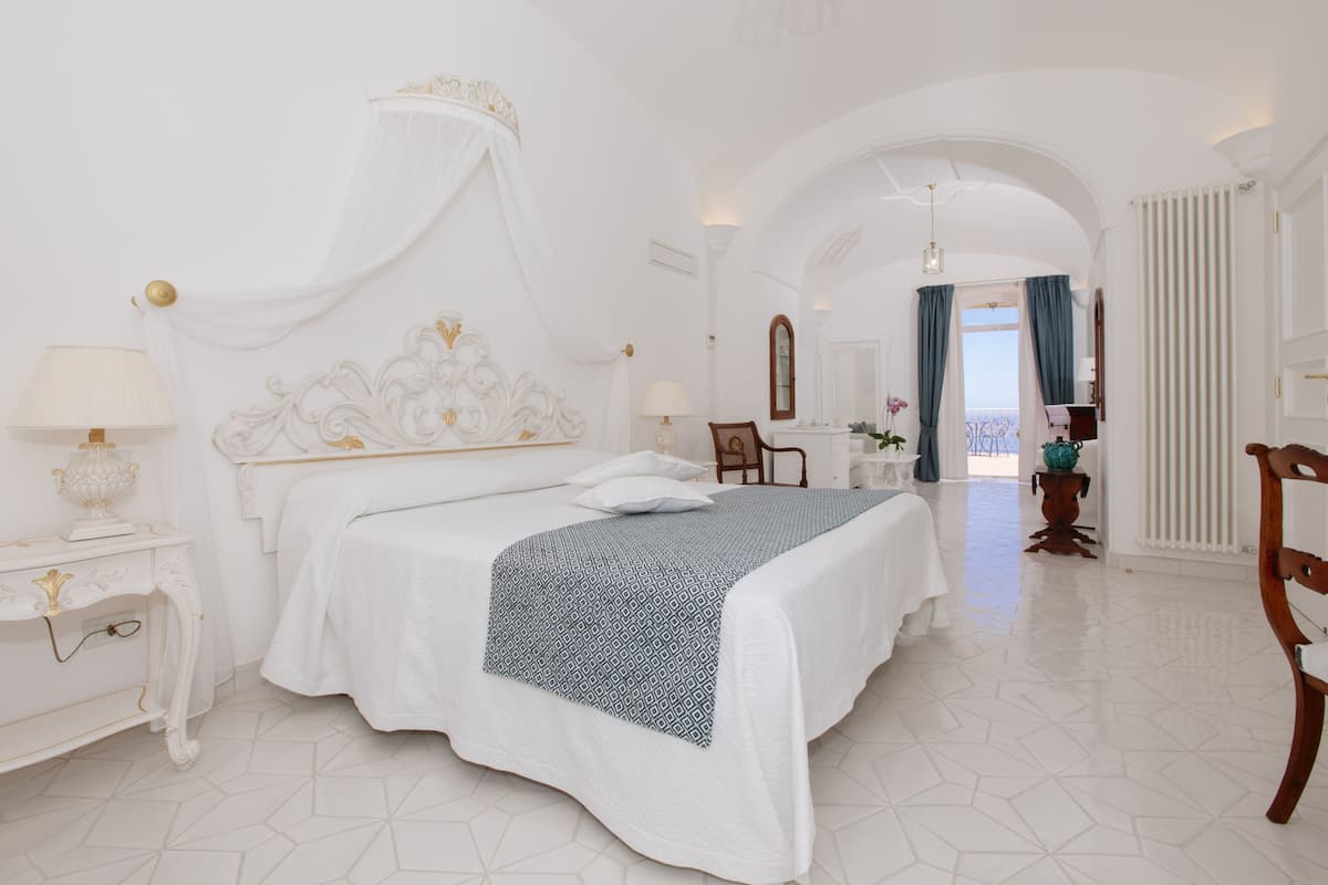 Luxury Suite, 1 King Bed, Terrace, Sea View | Premium bedding, memory foam beds, minibar, in-room safe