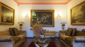 Lobby lounge - Altin Konak (Edremit)